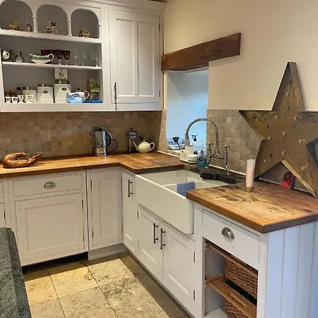 Rookery Barn An Amazing Country Retreat Hot Tub Holiday home *