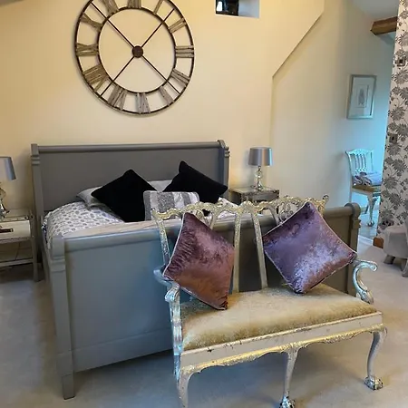 Rookery Barn An Amazing Country Retreat Hot Tub Holiday home *