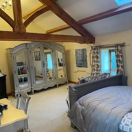 Rookery Barn An Amazing Country Retreat Hot Tub Timble