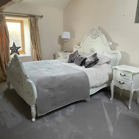 Rookery Barn An Amazing Country Retreat Hot Tub Holiday home *